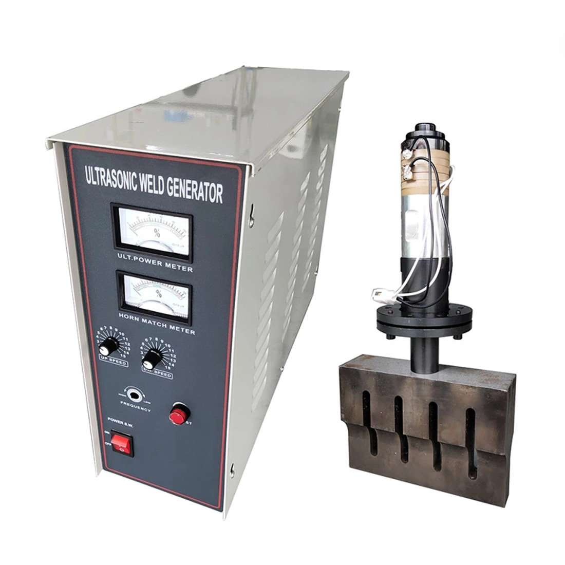 Ultrasonic generator and transducer