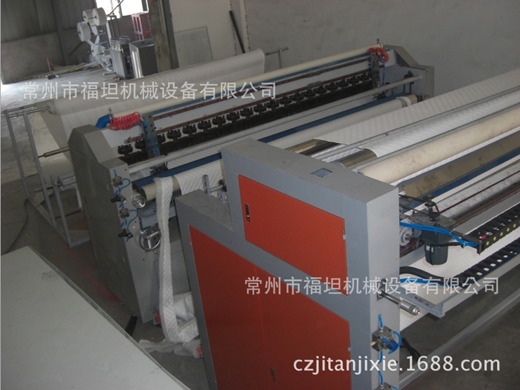 Automatic ultrasonic quilting machine